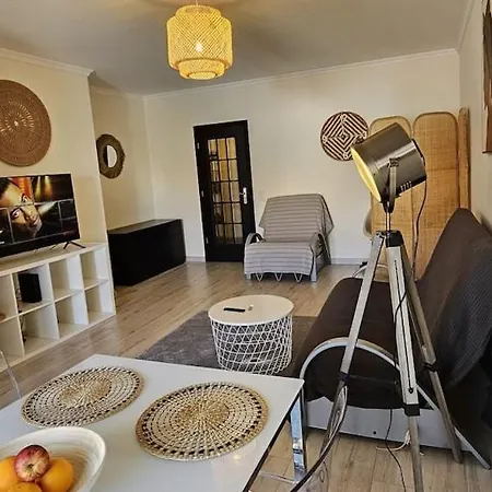 Balcony Work Remote Big 아파트