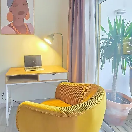 아파트 Balcony Work Remote Big 알부페이라